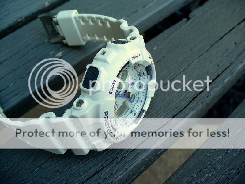 White G-Shock  (GA100-7A) GSHOCKS002